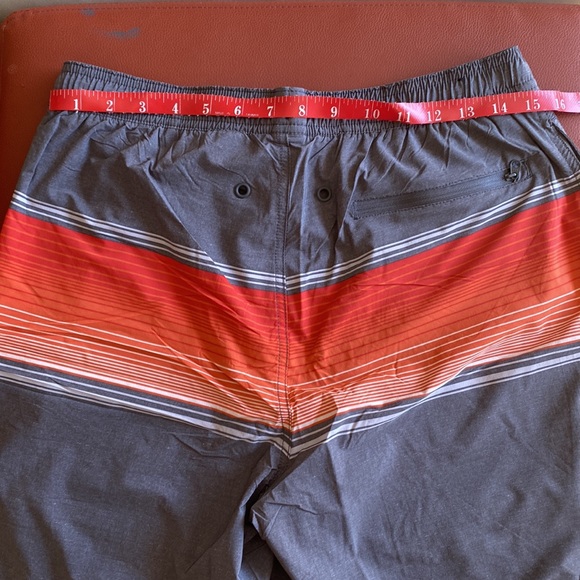 Kirkland Men’s Swim Short - Picture 4 of 6